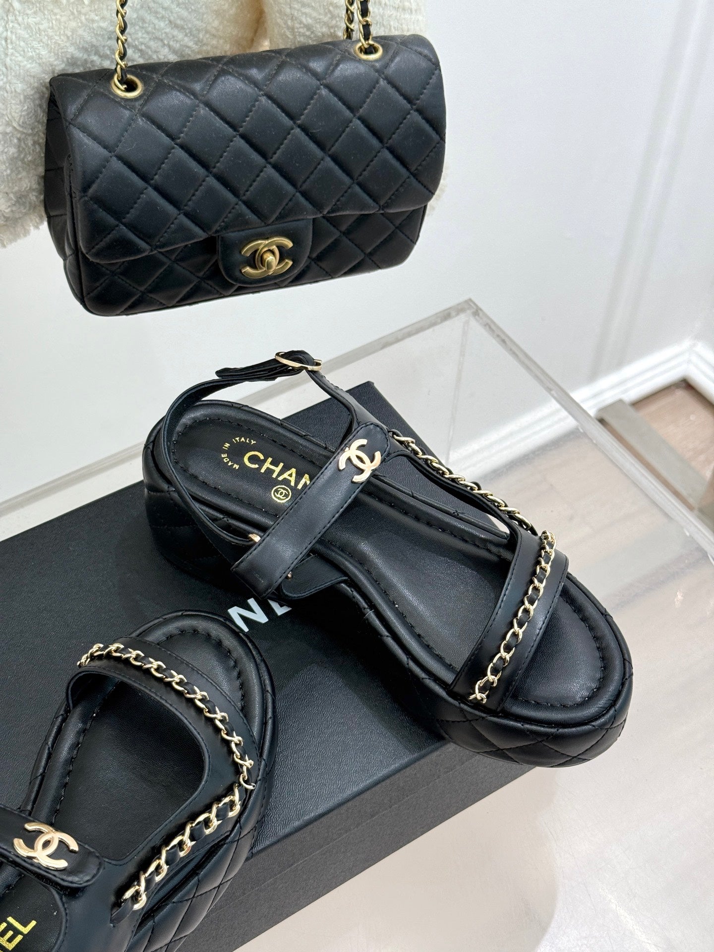 CNL Diamond chain thick-soled platform sandals 0725031110