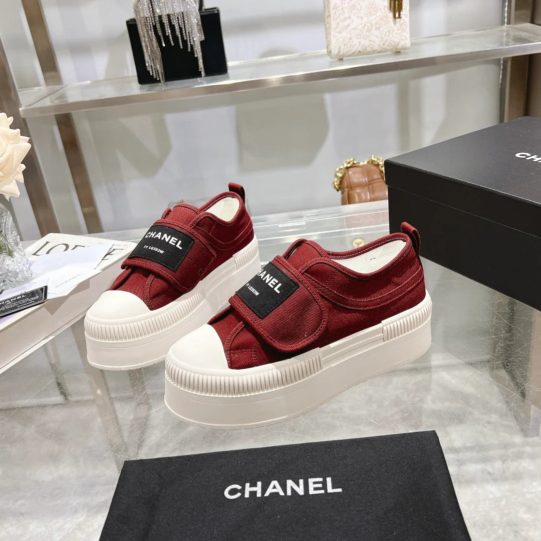Thick soled canvas cookie shoes 1024092930