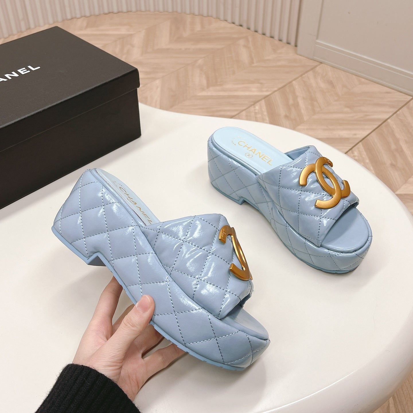 Chane1 top fashion thick-soled rhombus slippers 0724030812