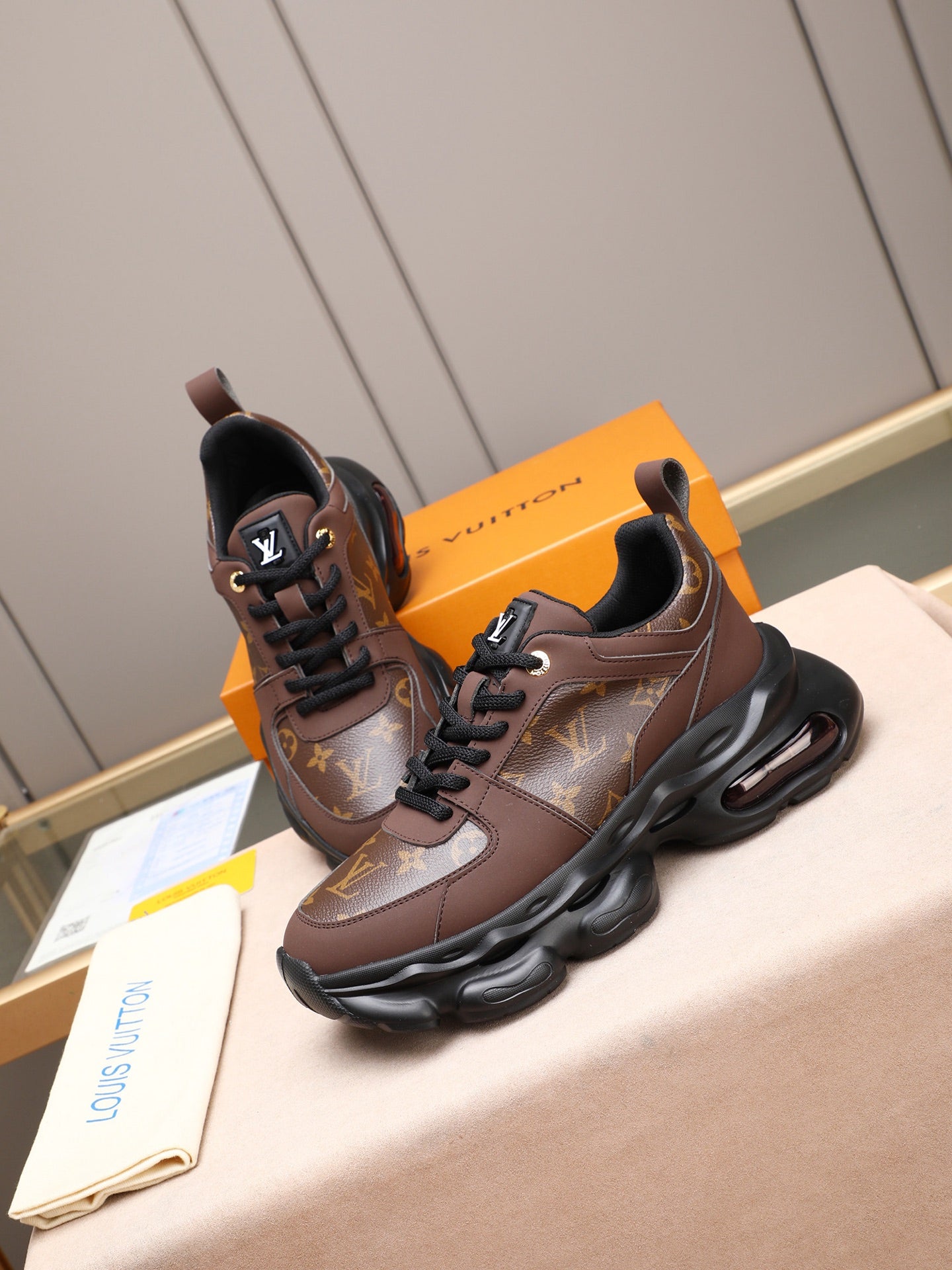Lvv 25ss Autumn New Printed sports shoes 0725081801