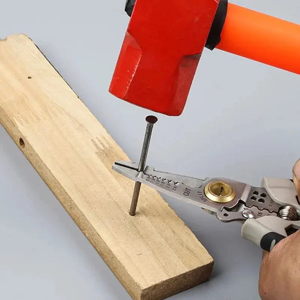Cleste profesional multifuncțional