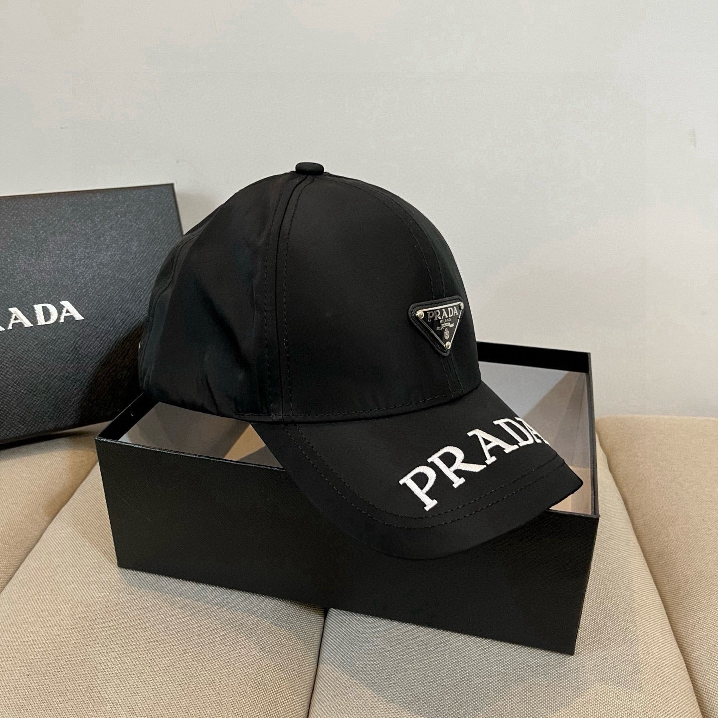 PRD fashionable peaked hat 0725040907