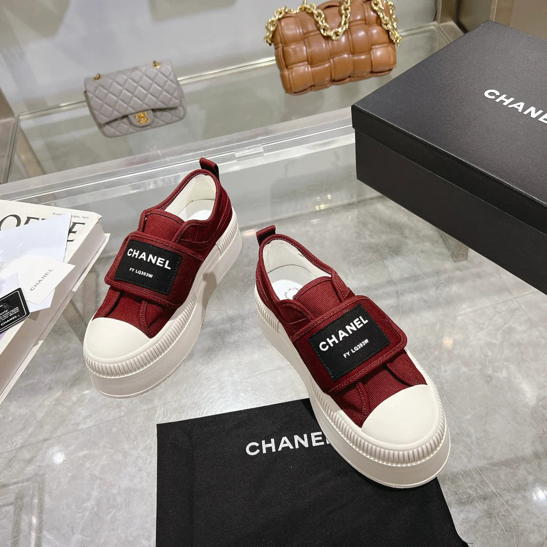 Thick soled canvas cookie shoes 1024092930
