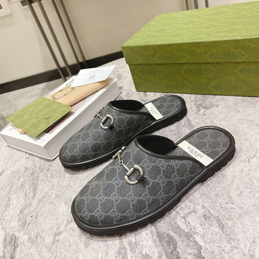 GC couple slippers-01