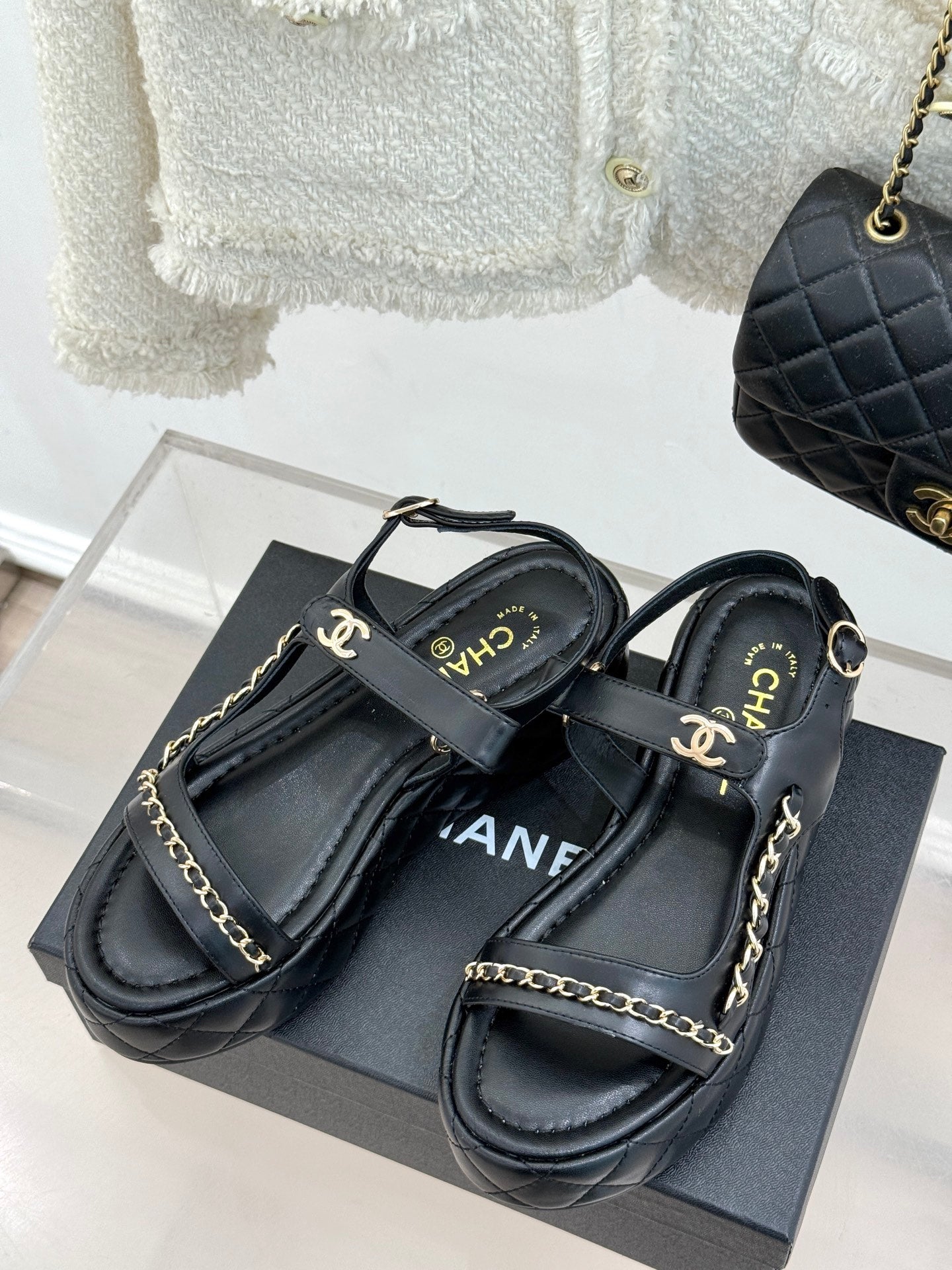 CNL Diamond chain thick-soled platform sandals 0725031110