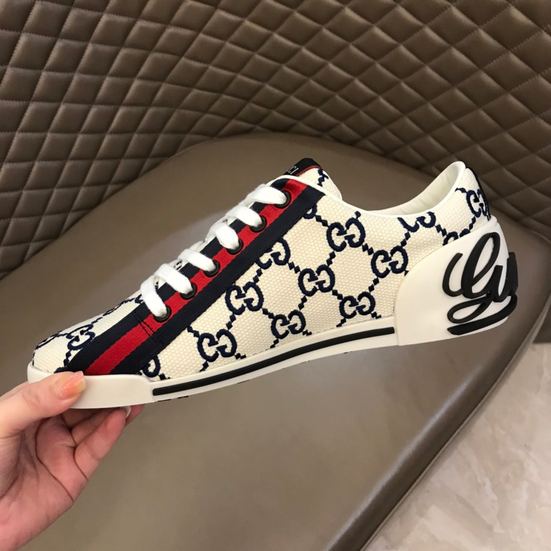 New Men's fashion lace-up casual shoes