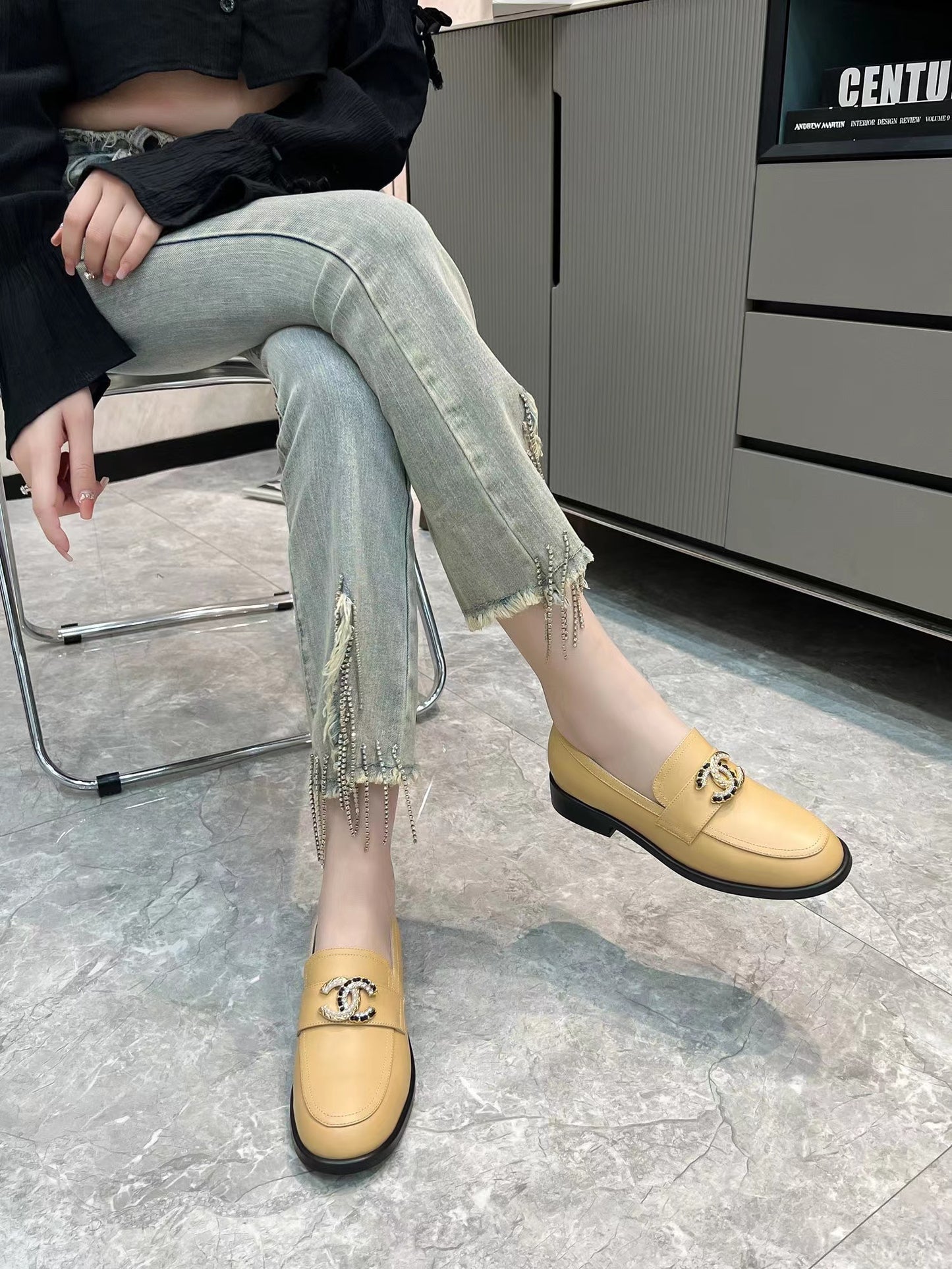 23 Womens aktuelle Top-CL-Loafer 1