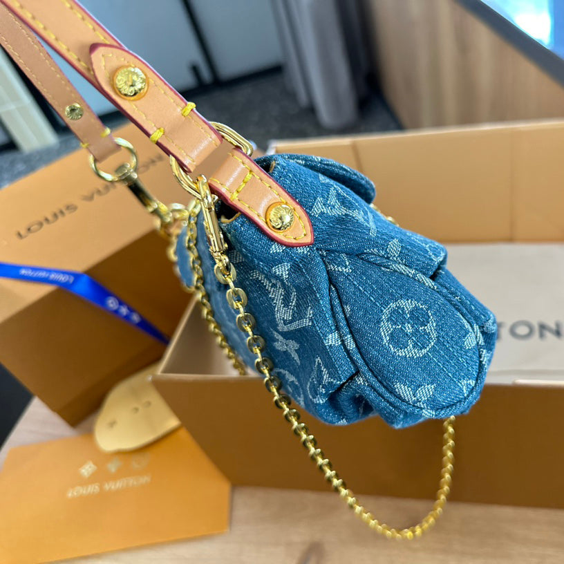 Denim chain armpit bag 1824042102