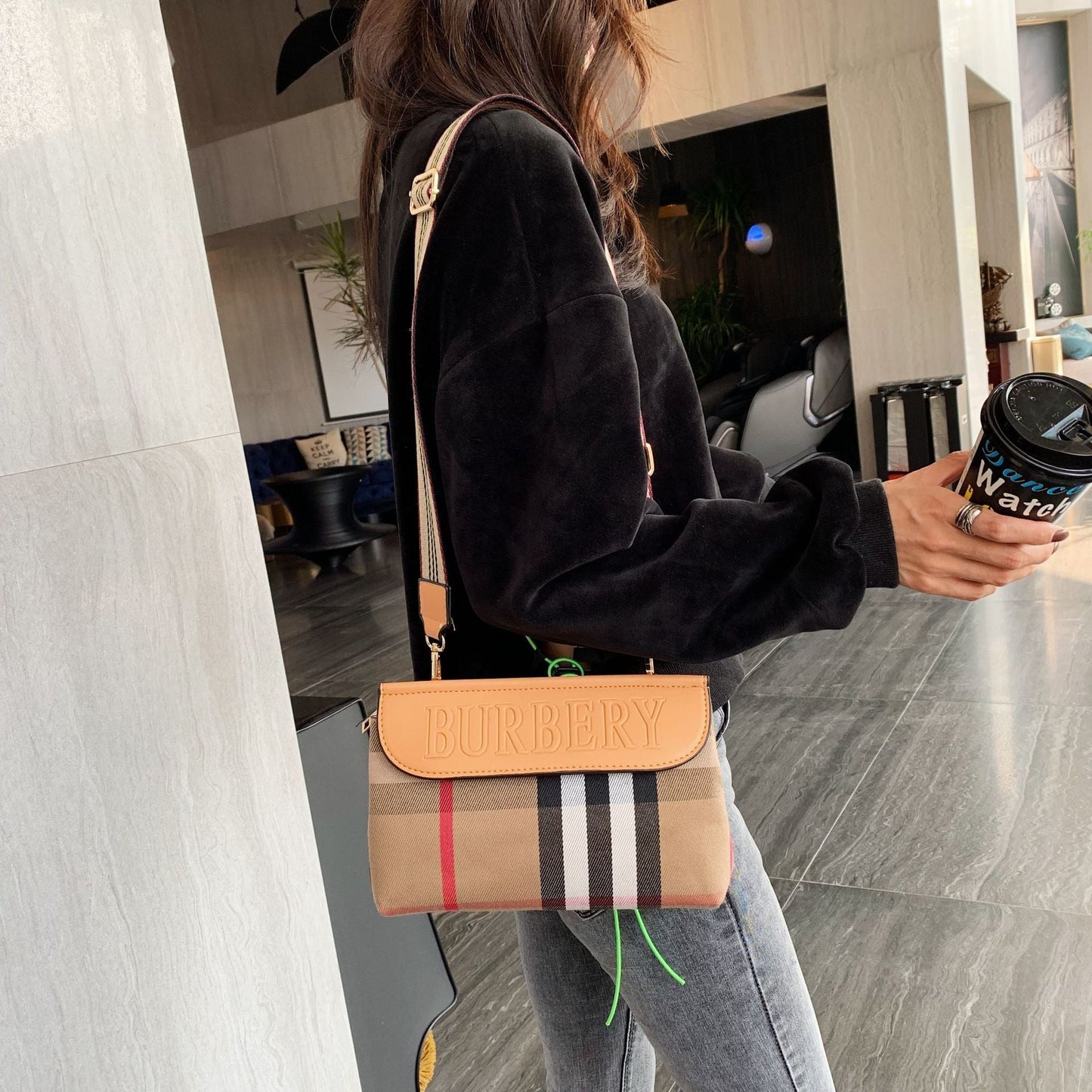 New Fashionable Contrasting Casual Women's Bag 1023121802