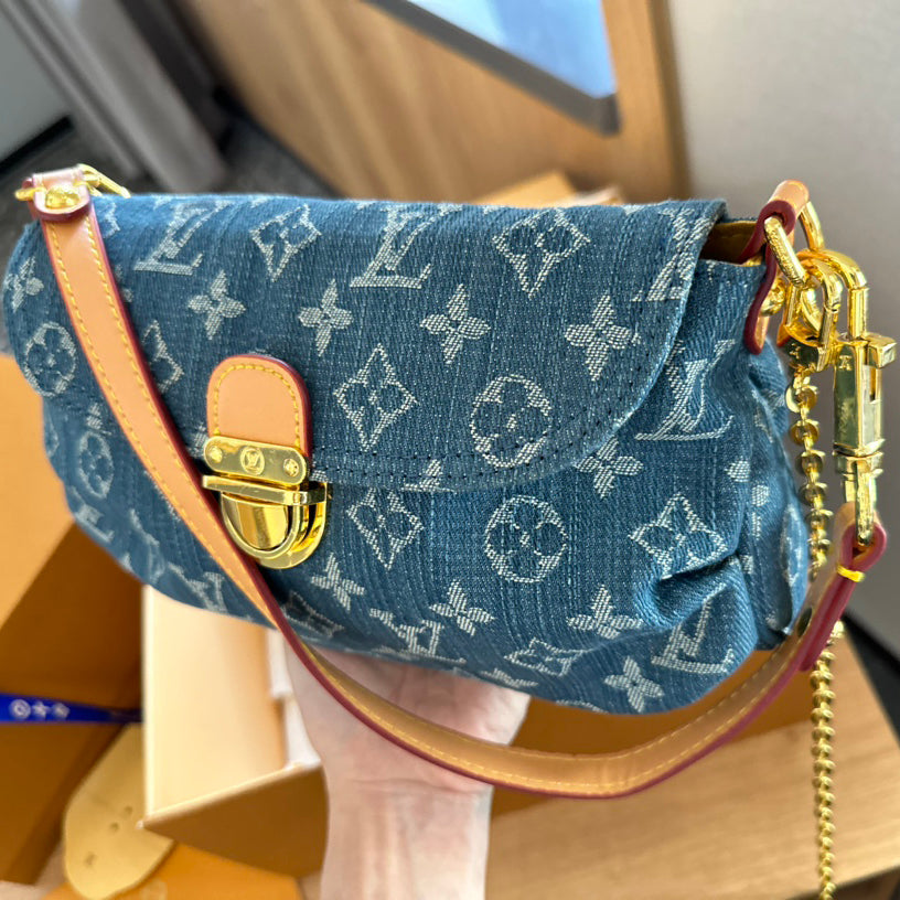 Denim chain armpit bag 1824042102