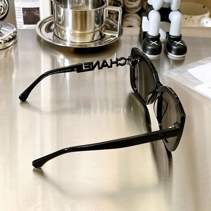 Black Frame Plain UV Protection SunglassesPD05202411904