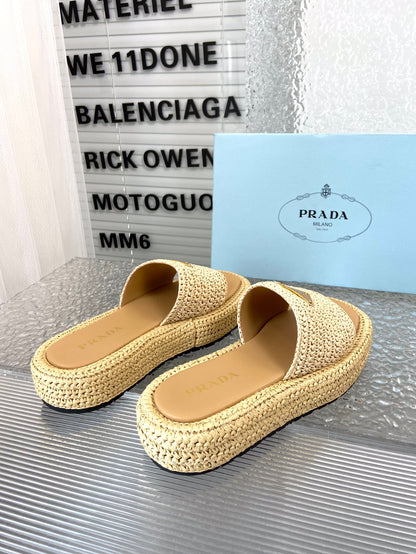Spring and summer new style woven thick-soled triangle buckle strap slippers 0724032001