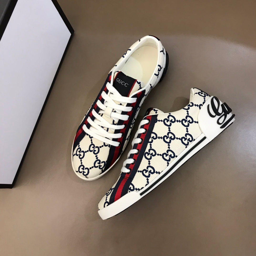 New Men's fashion lace-up casual shoes