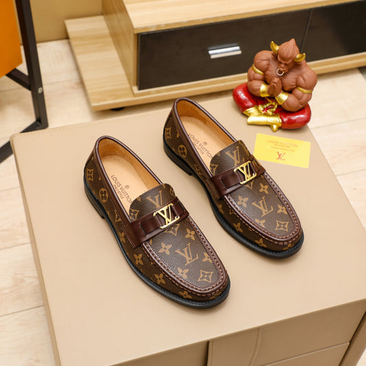 V print fashion leather shoes 0724050603