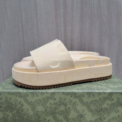Fashion Sandals slippers Luxury 1025073104