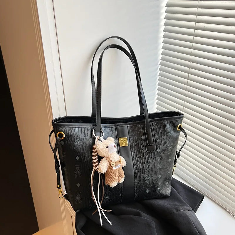 Large-capacity retro printed single-shoulder handbag 2025072903