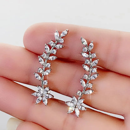 Flower earrings, climbing style earrings, exquisite women's earrings