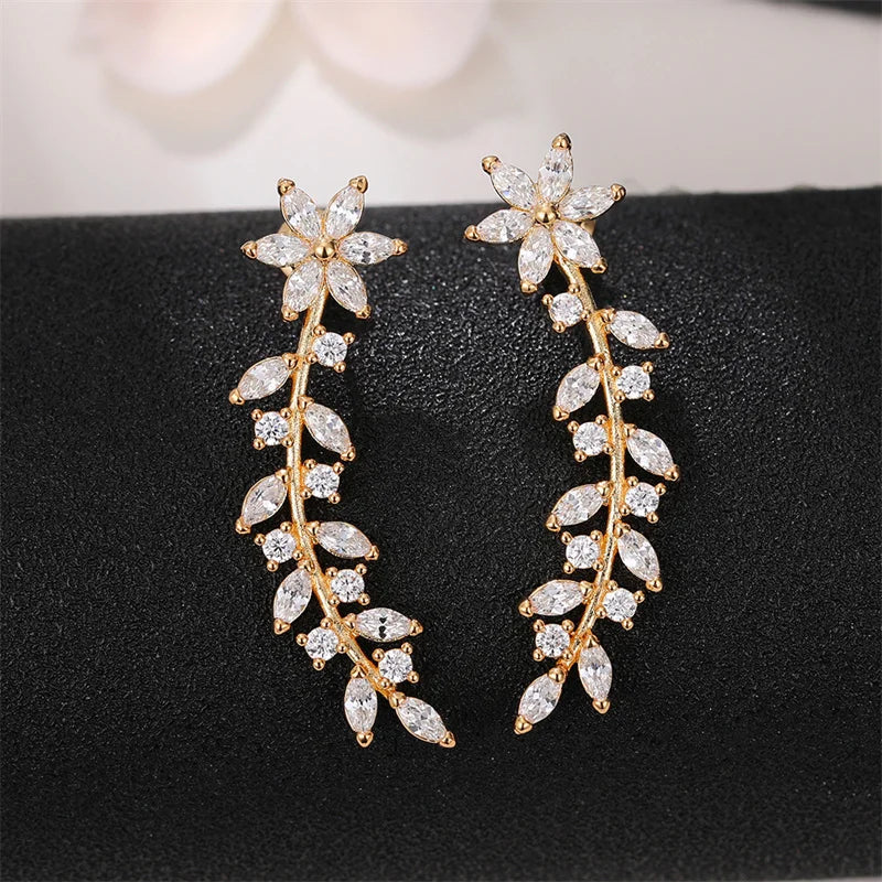 Flower earrings, climbing style earrings, exquisite women's earrings